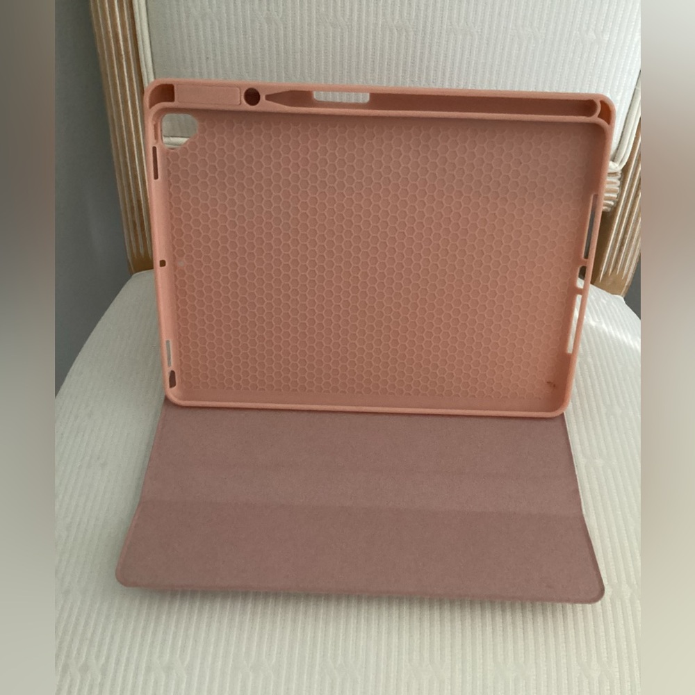 iPad tablet case cover 9th Generation pink with stylus holder EUC